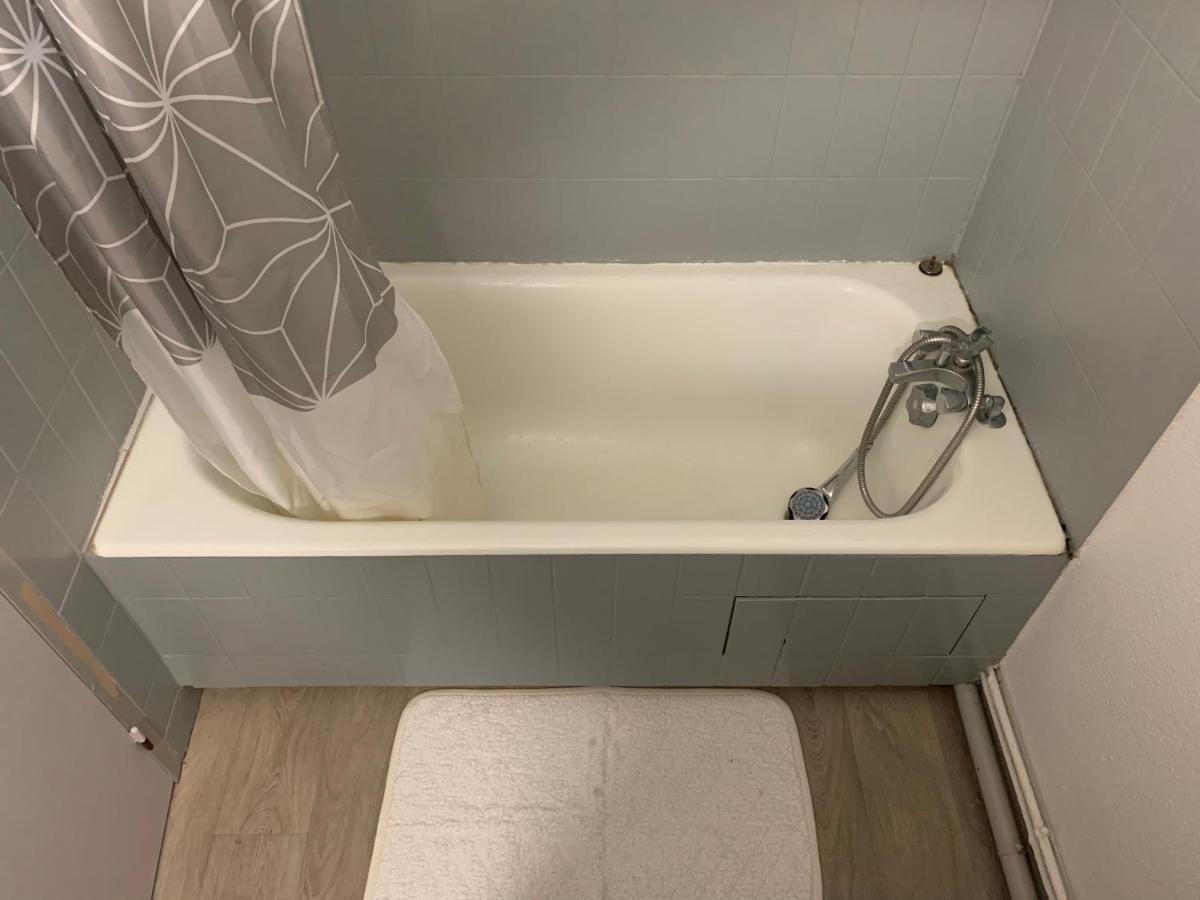 Joli Studio Avec Garage Prive Apartman Tarbes Kültér fotó
